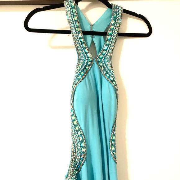 Prom/Formal/Masquerade Ball Backless Dress - Picture 2 of 4